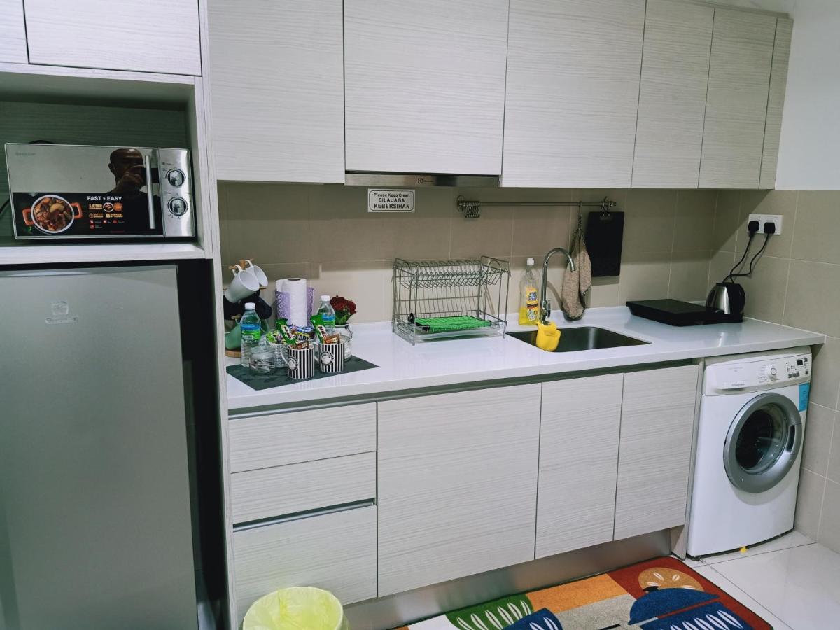 D'Gunduls Homestay Studio By Dgh I-City Shah Alam Exterior foto